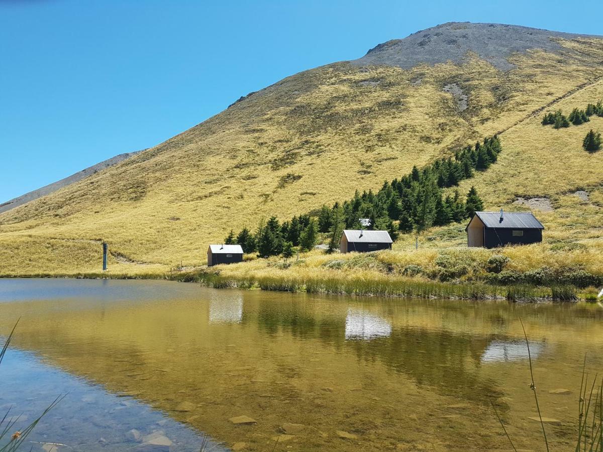 Lake Stella Mountain Huts Hotel Mt Lyford Exterior foto